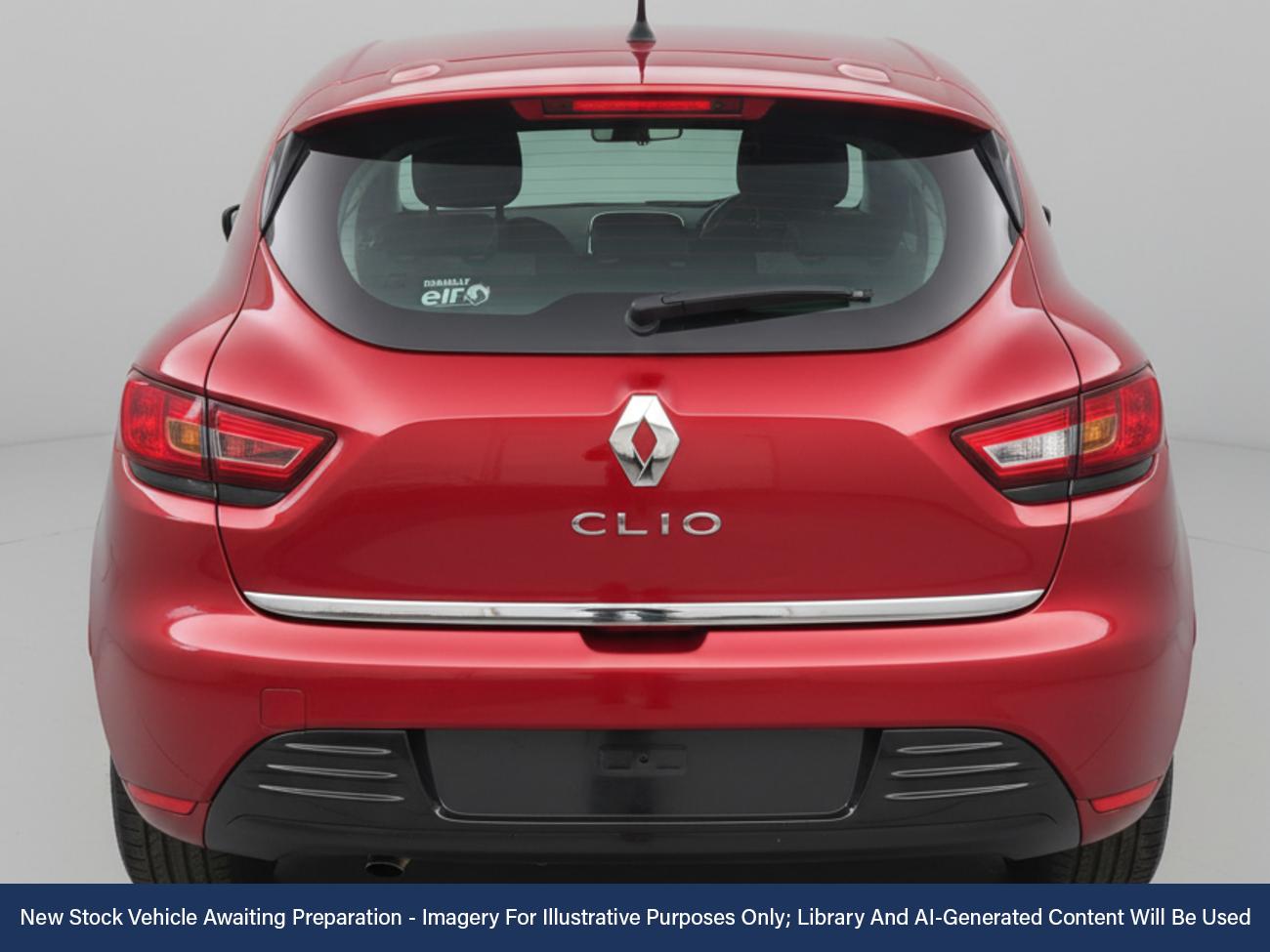 Used Renault Clio 2017 for sale - 76827915: Photo 2