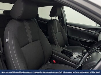 Used Honda Civic 2018 for sale - 78857777: Photo