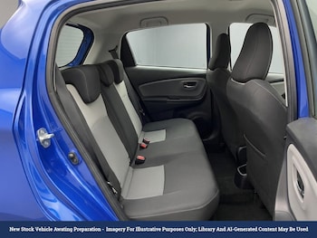 Used Toyota Yaris 2019 for sale - 79111217: Photo