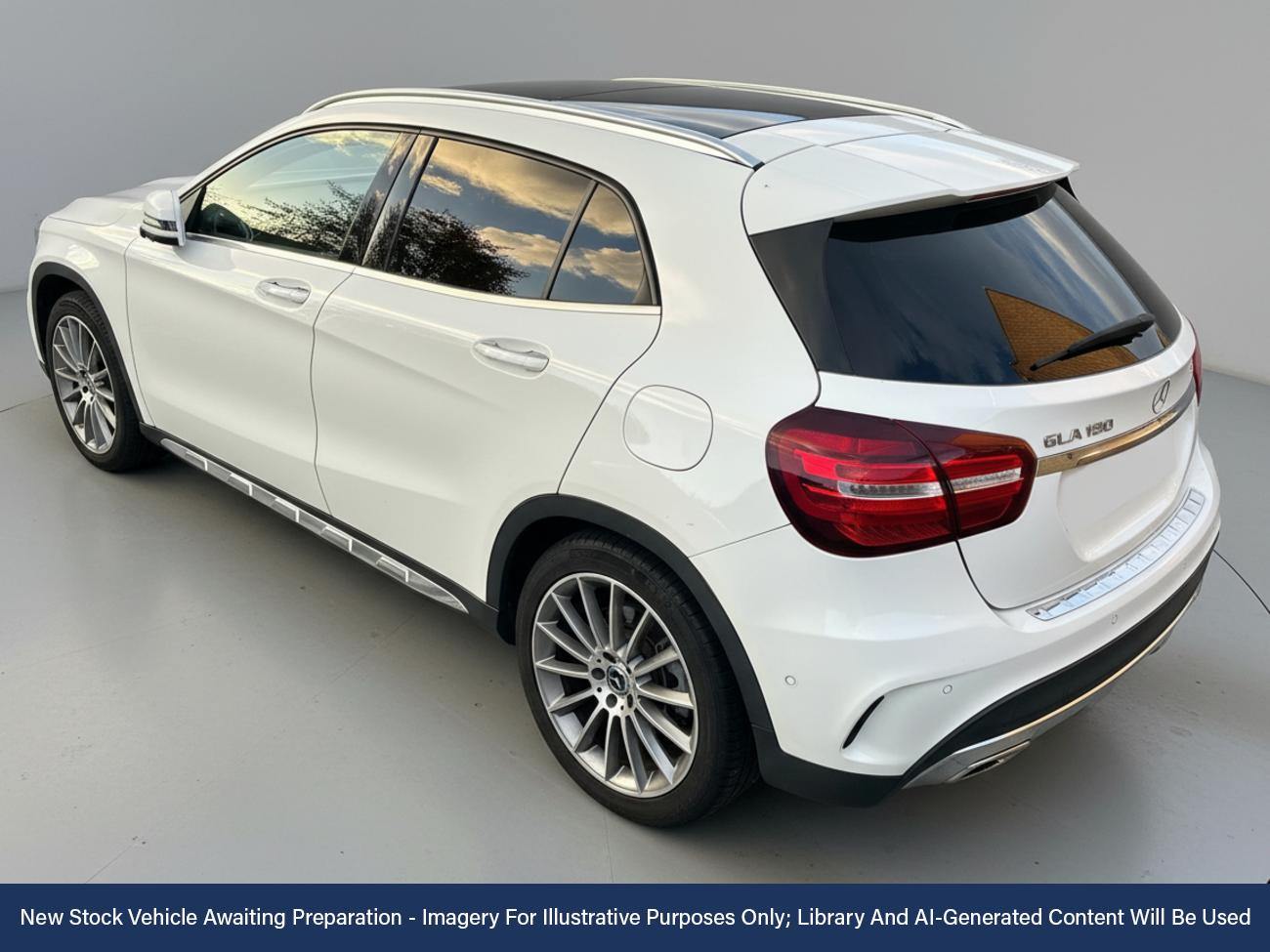 Used Mercedes-Benz GLA 2019 for sale - 76641931: Photo 2