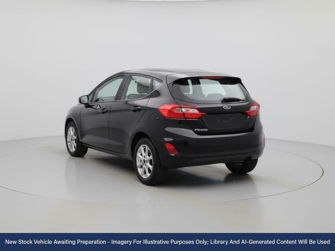 Used Ford Fiesta 2017 for sale - 76156430: Photo 2