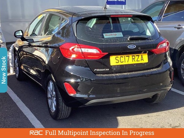 Used Ford Fiesta 2017 for sale - 76156430: Photo 2
