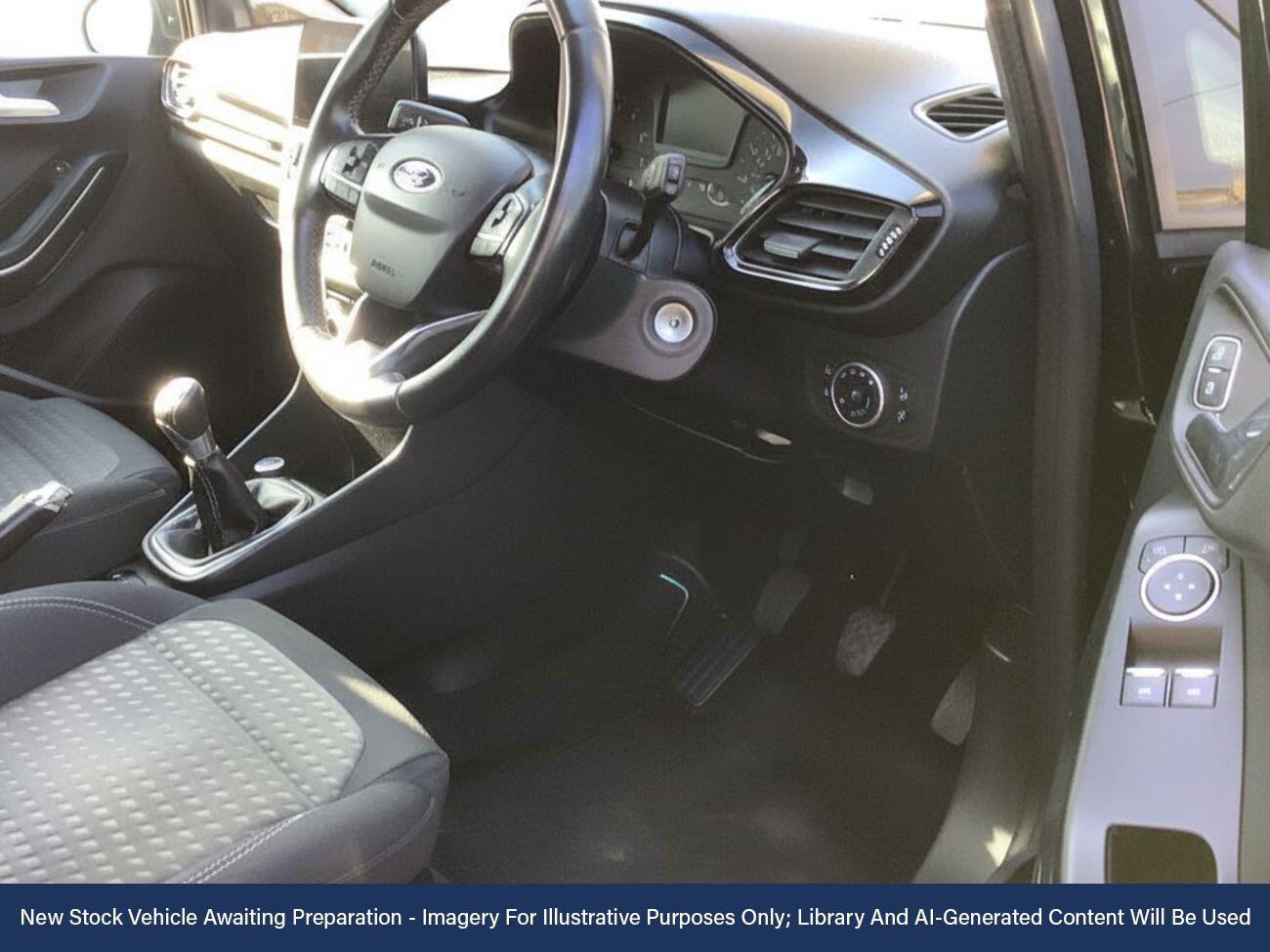 Used Ford Fiesta 2017 for sale - 76156430: Photo 3