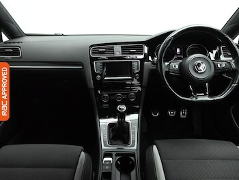 Used Volkswagen Golf 2014 for sale - 77502182: Photo