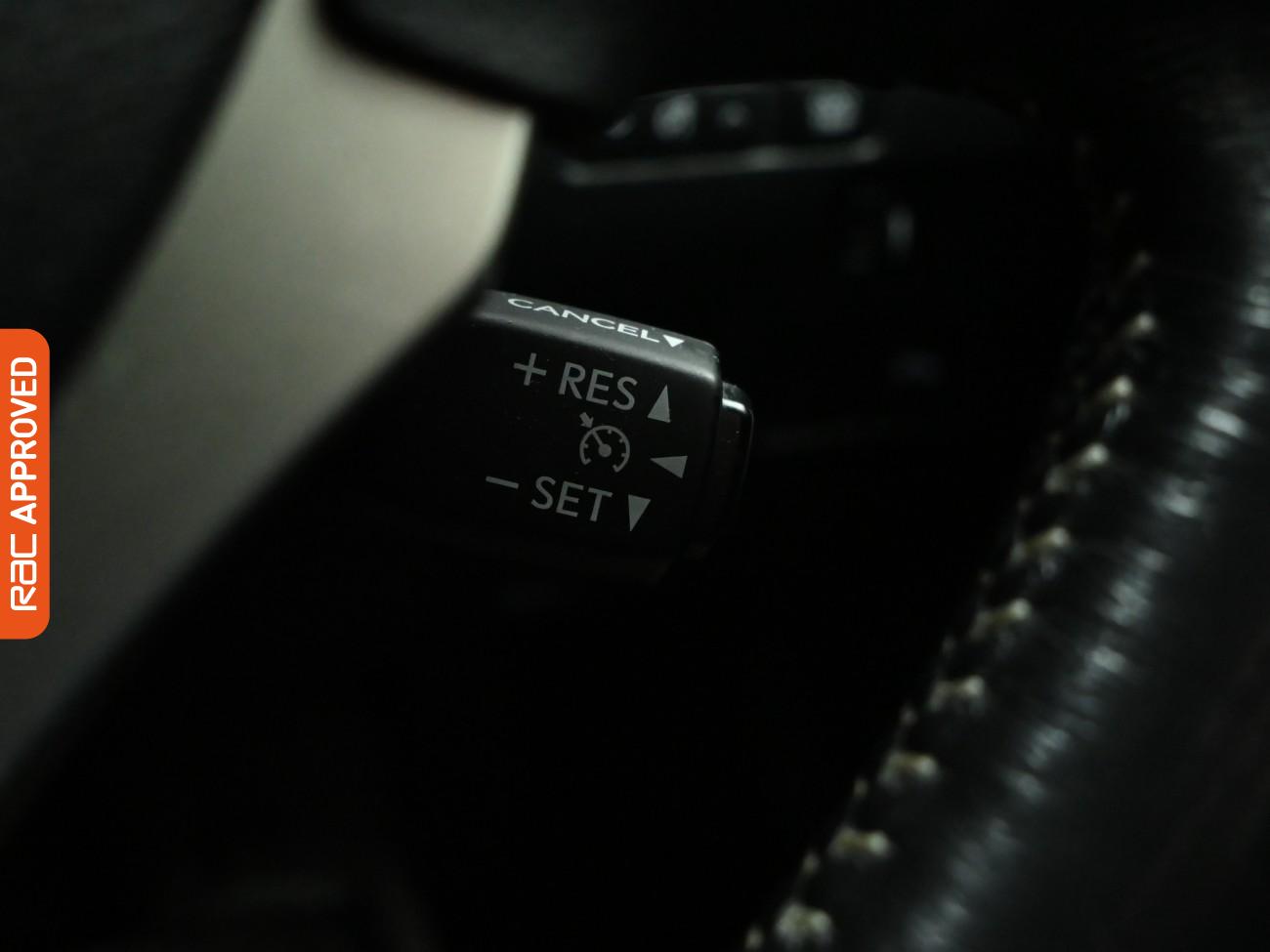 Used Lexus IS 2016 for sale - 77068795: Photo 22