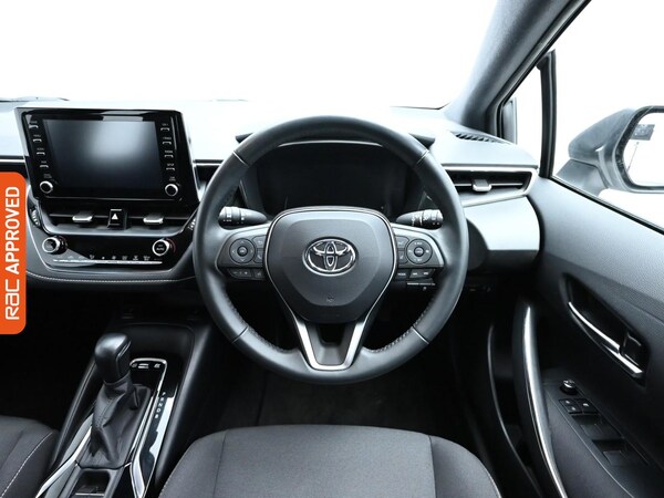 Used Toyota Corolla 2021 for sale - 76126104: Photo 9