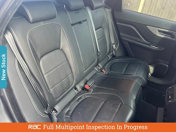 Used Jaguar F-Pace 2020 for sale - 75996027: Photo