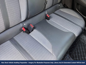 Used Peugeot 2008 2021 for sale - 78800827: Photo