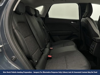 Used Renault Captur 2023 for sale - 79500046: Photo