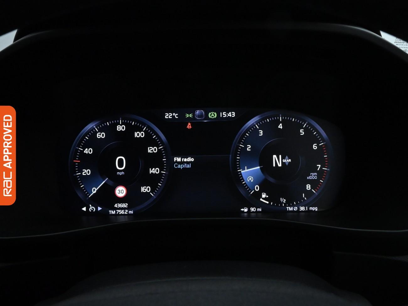 Used Volvo XC40 2018 for sale - 76604163: Photo 11