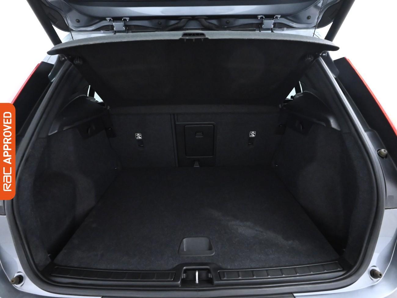 Used Volvo XC40 2018 for sale - 76604163: Photo 28