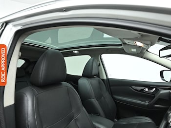 Used Nissan Qashqai 2017 for sale - 78341338: Photo