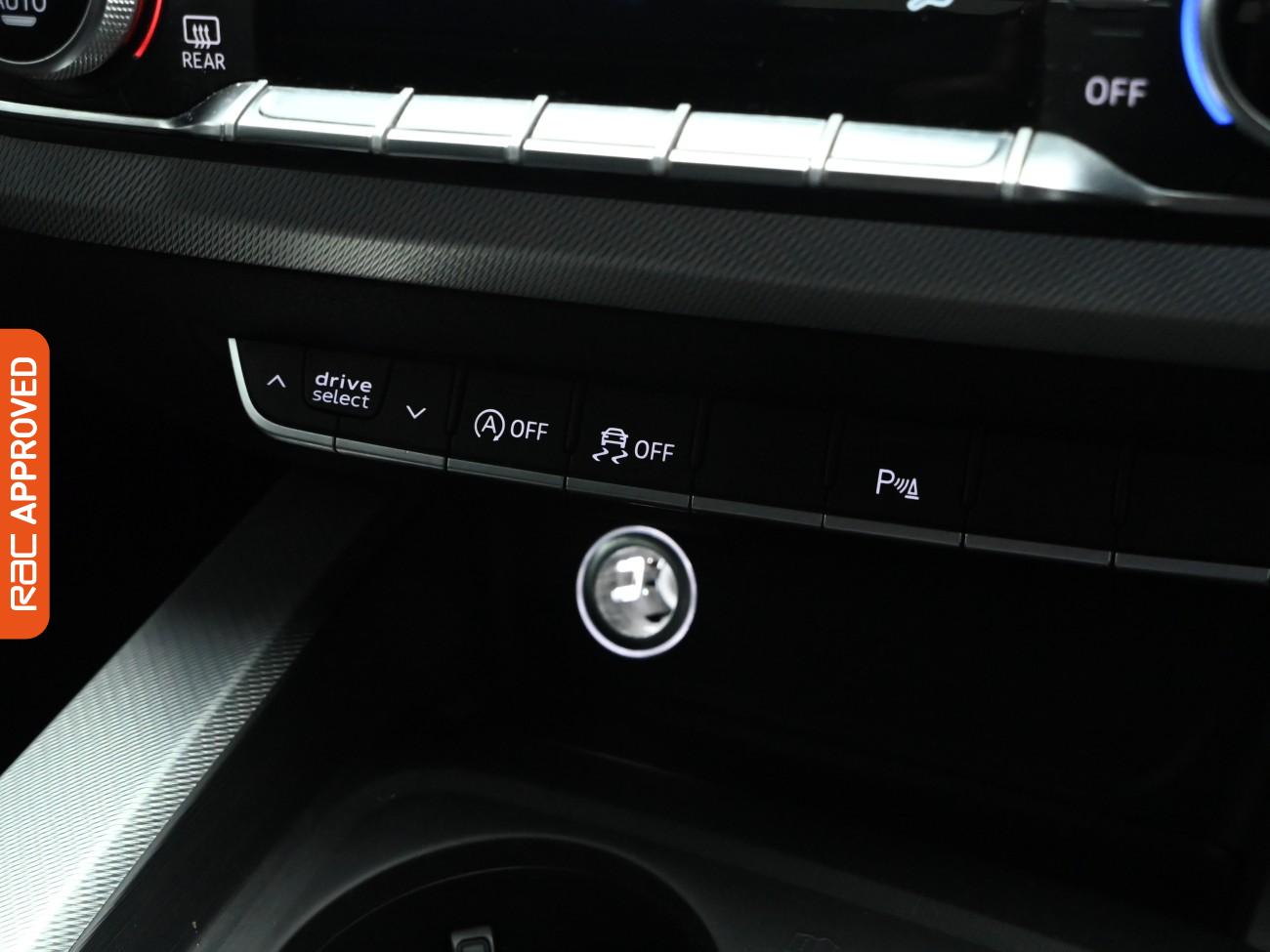 Used Audi A4 Avant 2016 for sale - 76569444: Photo 21