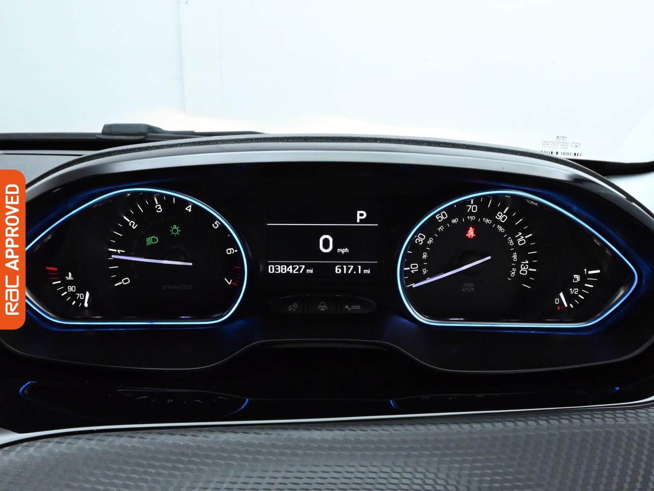 Used Peugeot 2008 2016 for sale - 76641884: Photo 11