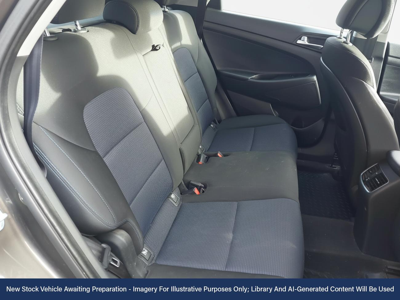 Used Hyundai TUCSON 2017 for sale - 76890212: Photo 4