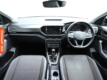 Used Volkswagen T-Cross 2021 for sale - 76206947: Photo