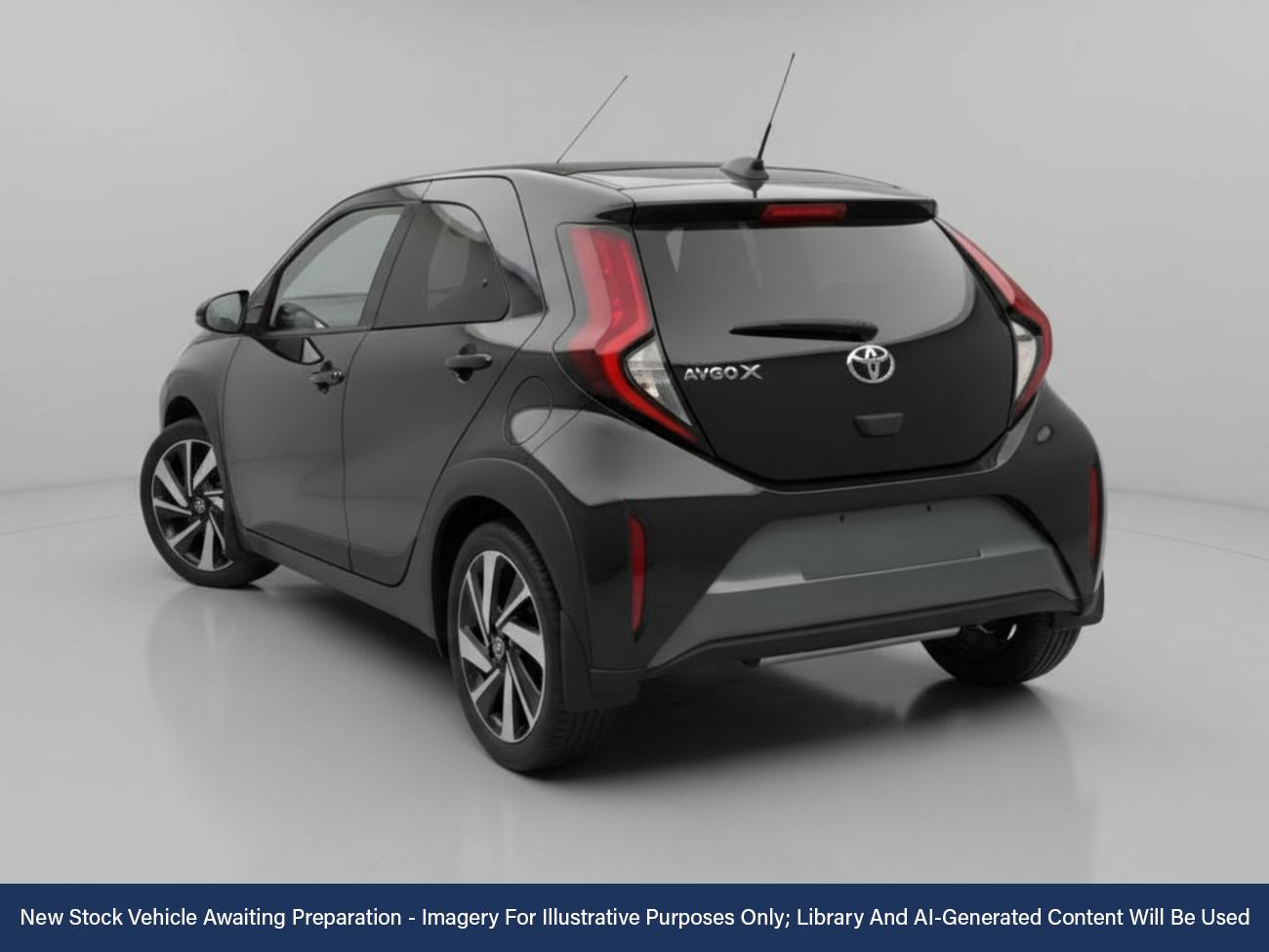 Used Toyota Aygo X 2022 for sale - 76610879: Photo 2