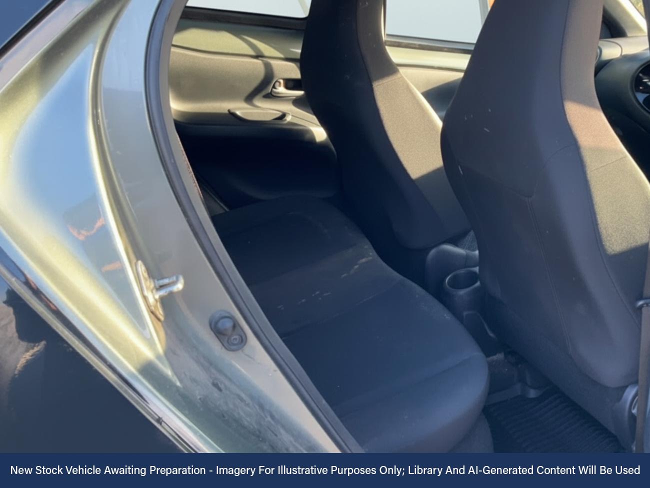 Used Toyota Aygo X 2022 for sale - 76610879: Photo 4