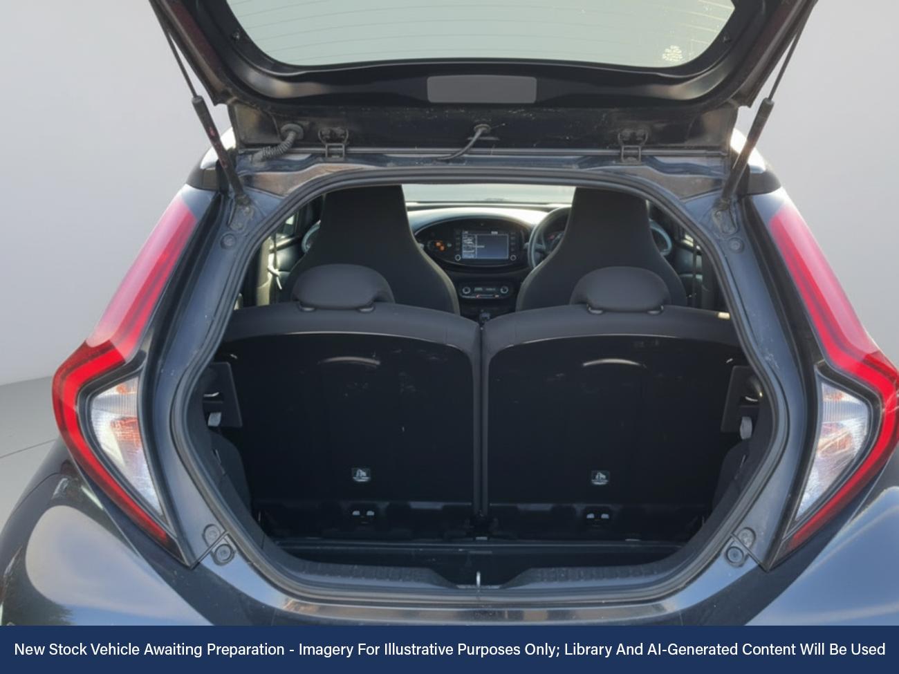 Used Toyota Aygo X 2022 for sale - 76610879: Photo 6