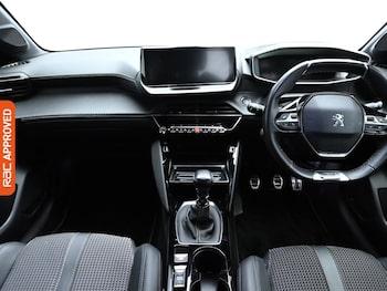 Used Peugeot 208 2022 for sale - 76126106: Photo 2