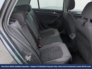 Used Volkswagen Golf 2019 for sale - 78323463: Photo