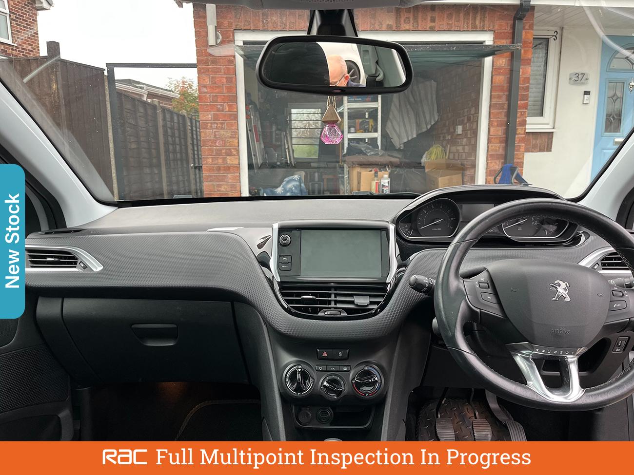 Used Peugeot 208 2018 for sale - 76353158: Photo 4