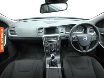 Used Volvo V60 2017 for sale - 74634138: Photo