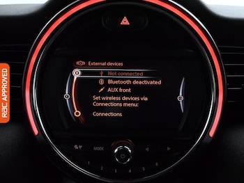 Used MINI Hatch 2018 for sale - 75785618: Photo