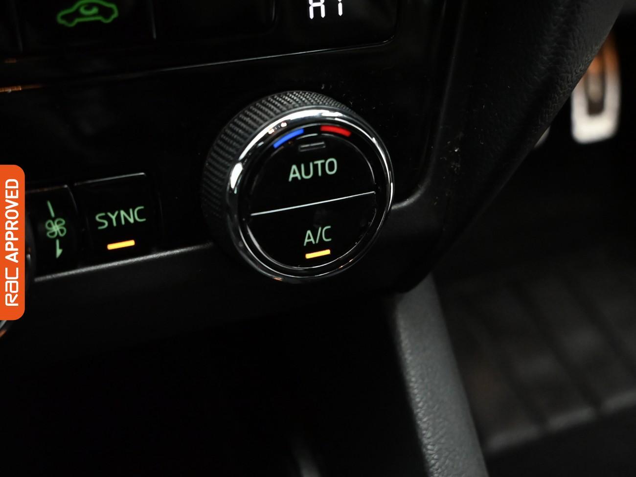 Used Skoda Octavia 2017 for sale - 77199592: Photo 18