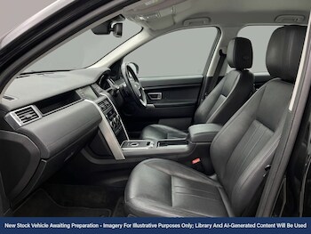 Used Land Rover Discovery Sport 2016 for sale - 77996519: Photo