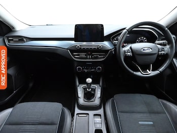 Used Ford Focus 2019 for sale - 76230701: Photo