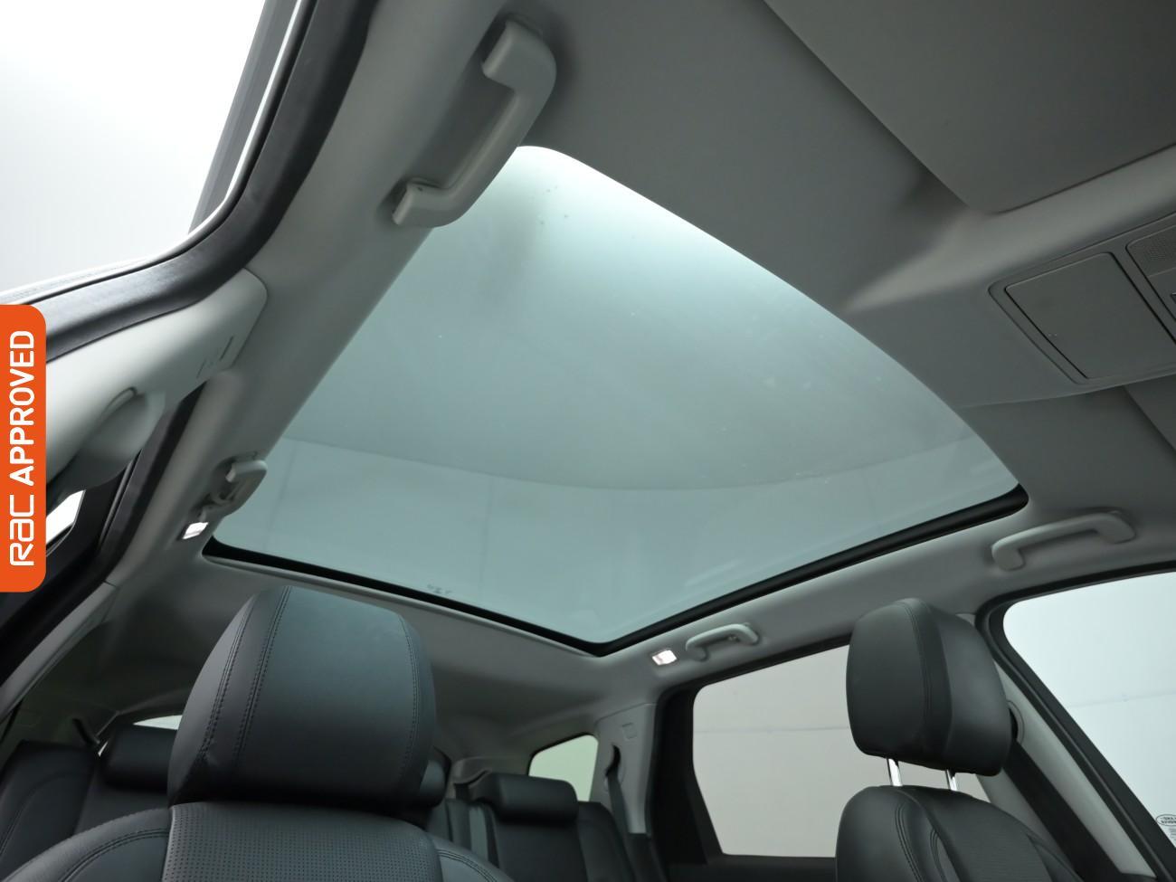 Used Land Rover Discovery Sport 2016 for sale - 77117830: Photo 3