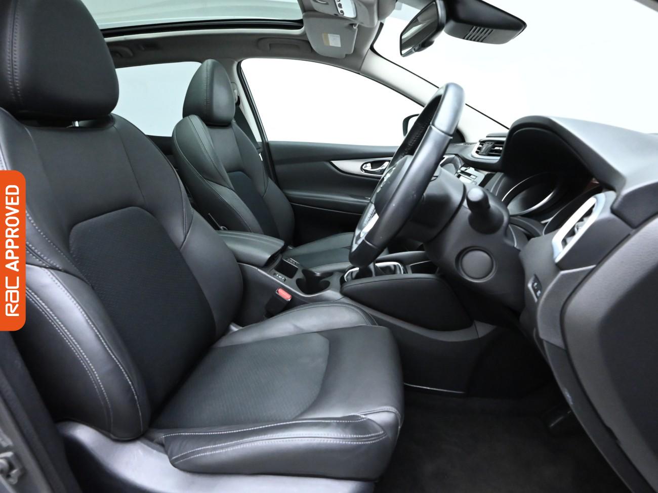 Used Nissan Qashqai 2018 for sale - 76035427: Photo 12