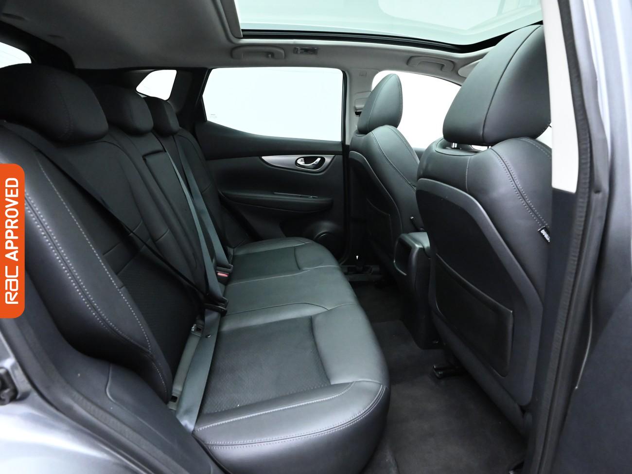 Used Nissan Qashqai 2018 for sale - 76035427: Photo 13