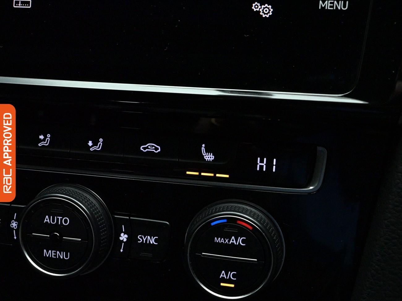 Used Volkswagen Golf 2018 for sale - 77951830: Photo 17