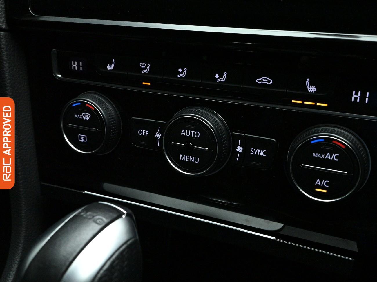 Used Volkswagen Golf 2018 for sale - 77951830: Photo 19