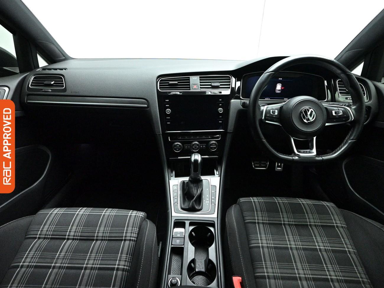 Used Volkswagen Golf 2018 for sale - 77951830: Photo 2