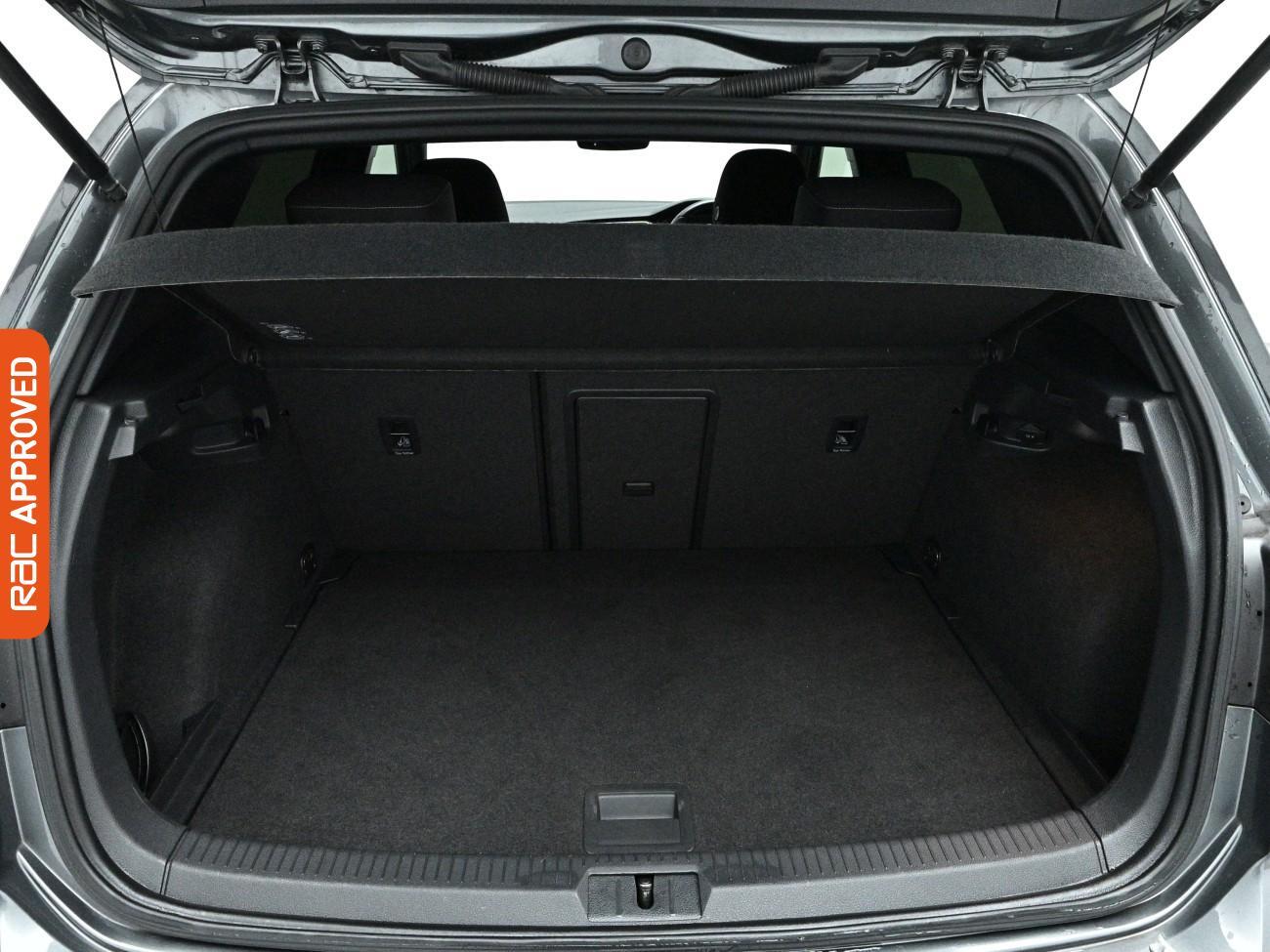 Used Volkswagen Golf 2018 for sale - 77951830: Photo 25