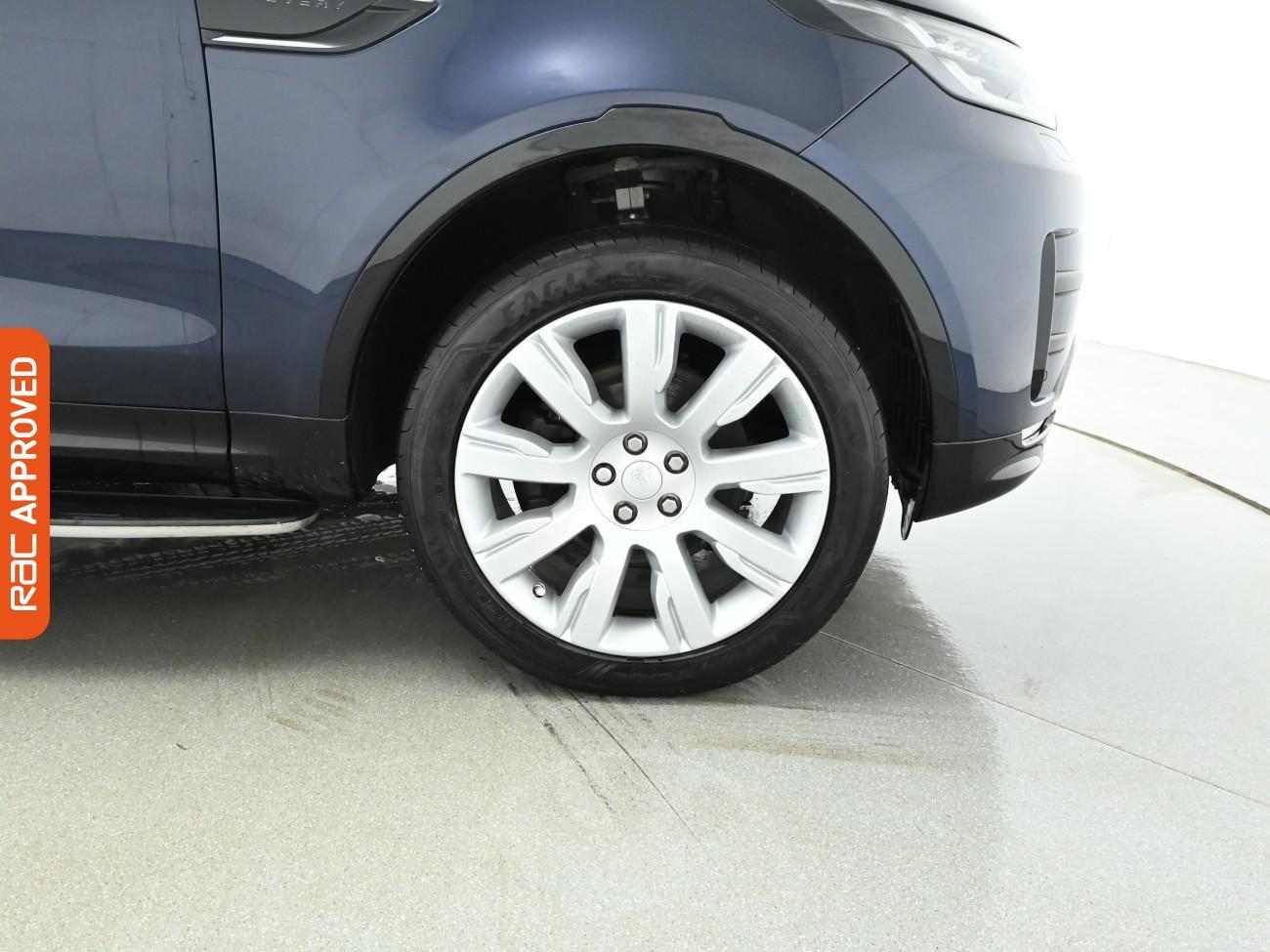 Used Land Rover Discovery 2018 for sale - 77236045: Photo 31