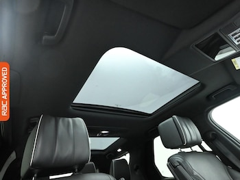 Used Land Rover Discovery 2018 for sale - 77236045: Photo