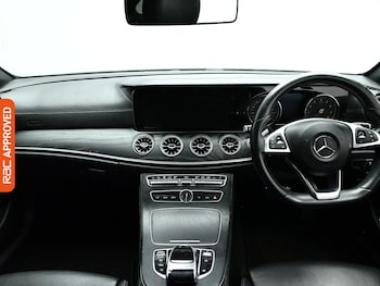 Used Mercedes-Benz E Class 2018 for sale - 79191590: Photo