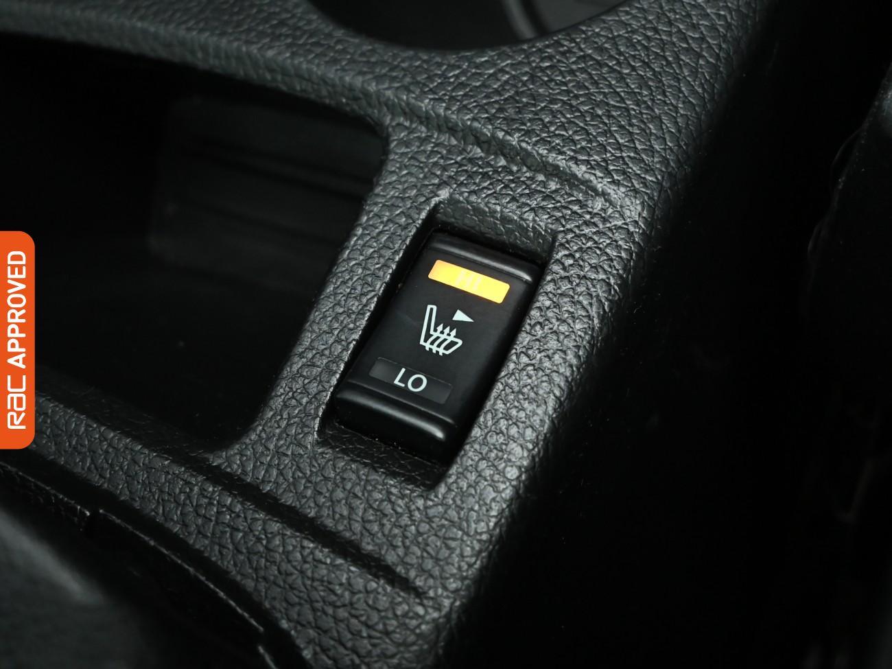 Used Nissan Qashqai 2015 for sale - 77165853: Photo 18