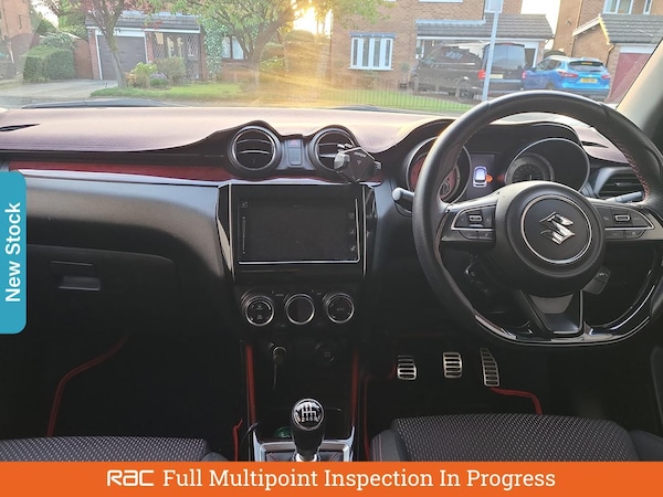 Used Suzuki Swift 2018 for sale - 76206975: Photo 6