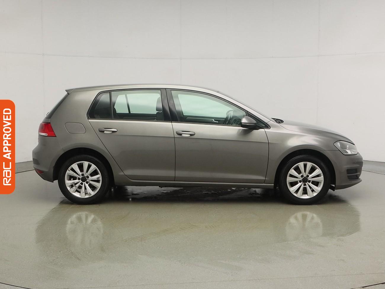 Used Volkswagen Golf 2014 for sale - 77764469: Photo 6