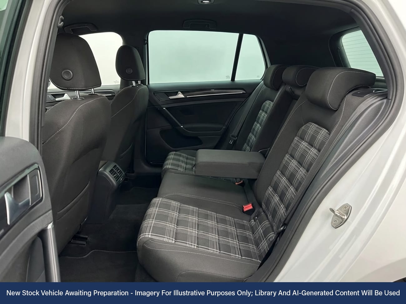 Used Volkswagen Golf 2016 for sale - 77791785: Photo 4