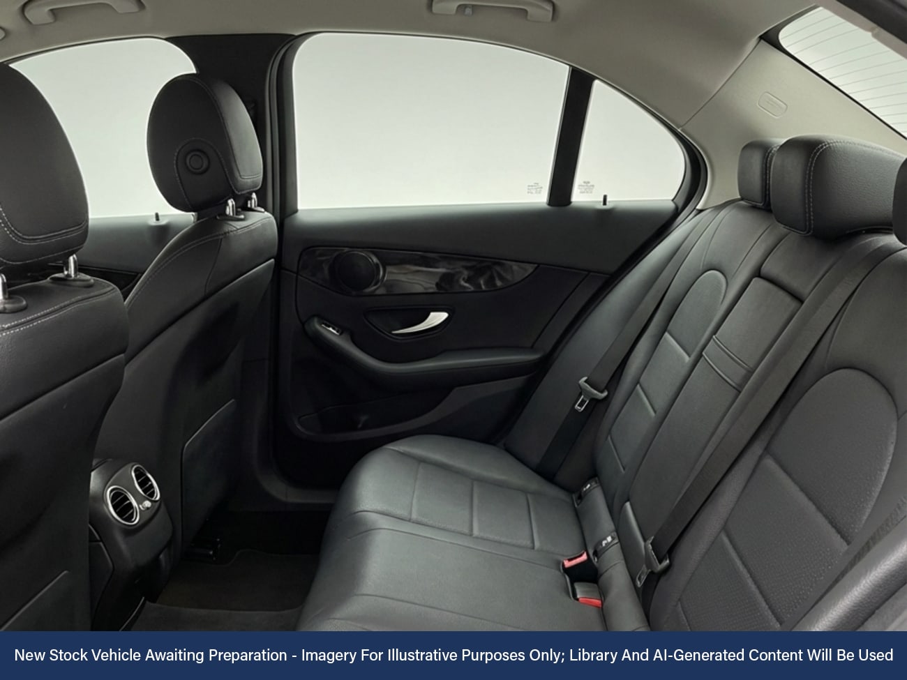 Used Mercedes-Benz C Class 2017 for sale - 77259215: Photo 4