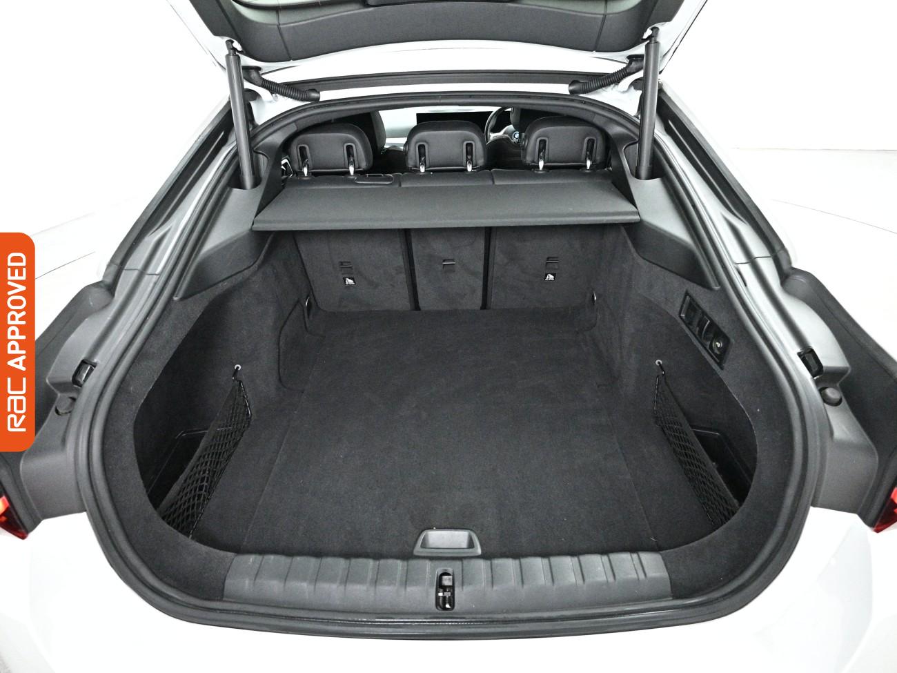 Used BMW i4 2023 for sale - 78043421: Photo 15