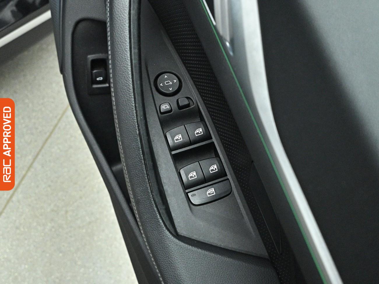 Used BMW i4 2023 for sale - 78043421: Photo 25