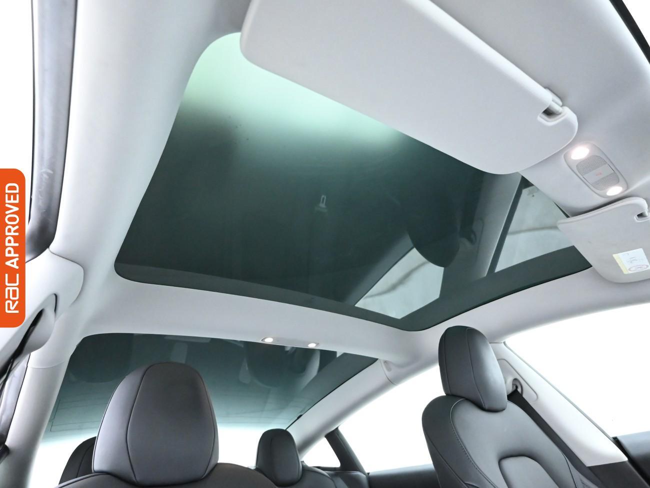 Used Tesla Model 3 2021 for sale - 76385438: Photo 3