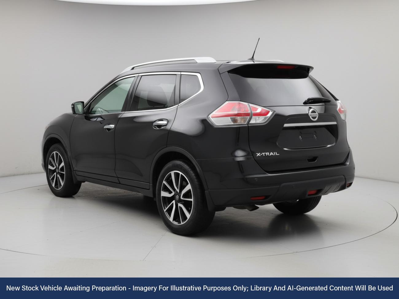 Used Nissan X-Trail 2017 for sale - 76374692: Photo 2